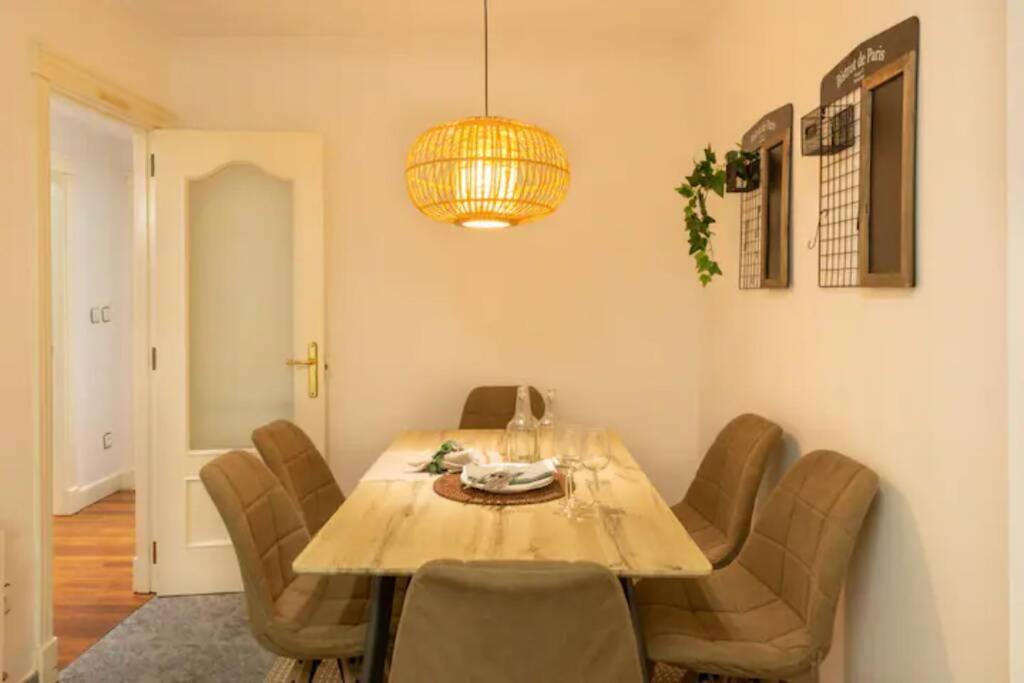 Exclusivo Apartamento En El Casco Viejo Билбао Екстериор снимка
